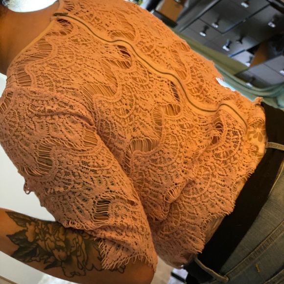 Bebe Crochet Crop Top -Dusty Rose Color - Picture 4 of 4